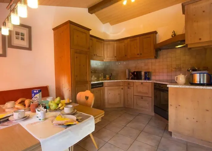 Rustica 4 By Interhome شقة *